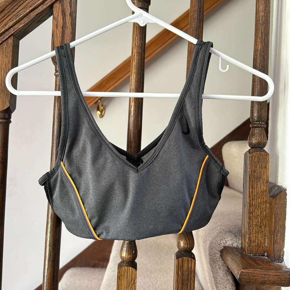 NEW Nike sports bra